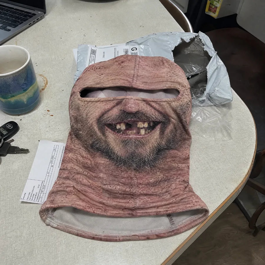 SmileyRush ski mask laid out after delivery